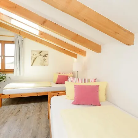 Apartment Ess: 4-star Family Wellness Retreat